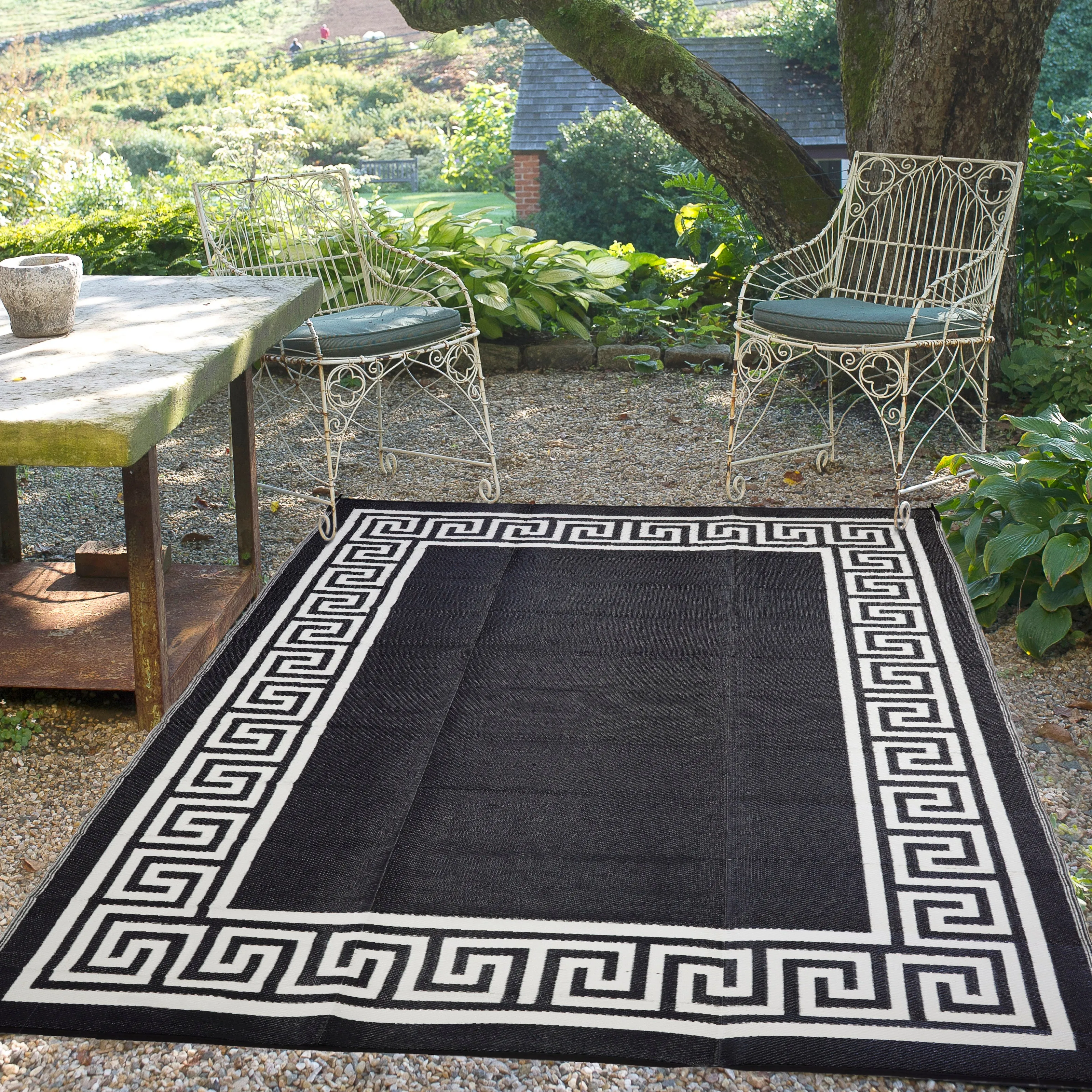 Athens - Black (9' x 12') Foldable Rug