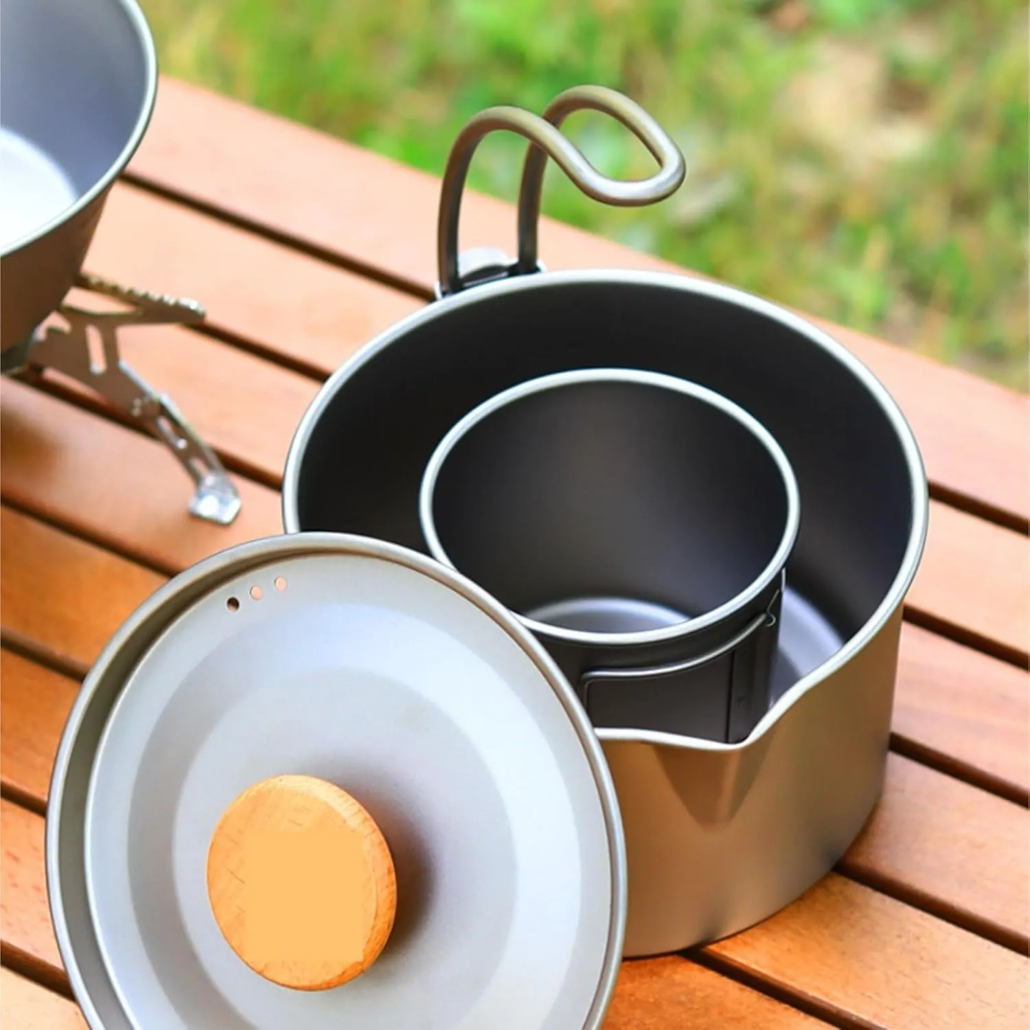 Camping Cookware, Outdoor Portable Camping Cooker with Detachable Handle Multifunctional Camping Kettle Pot Portable Stove