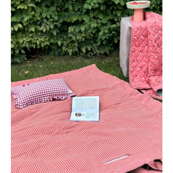 Dalia Stripes - XXL picnic blanket - picnic mat 180×150 cm