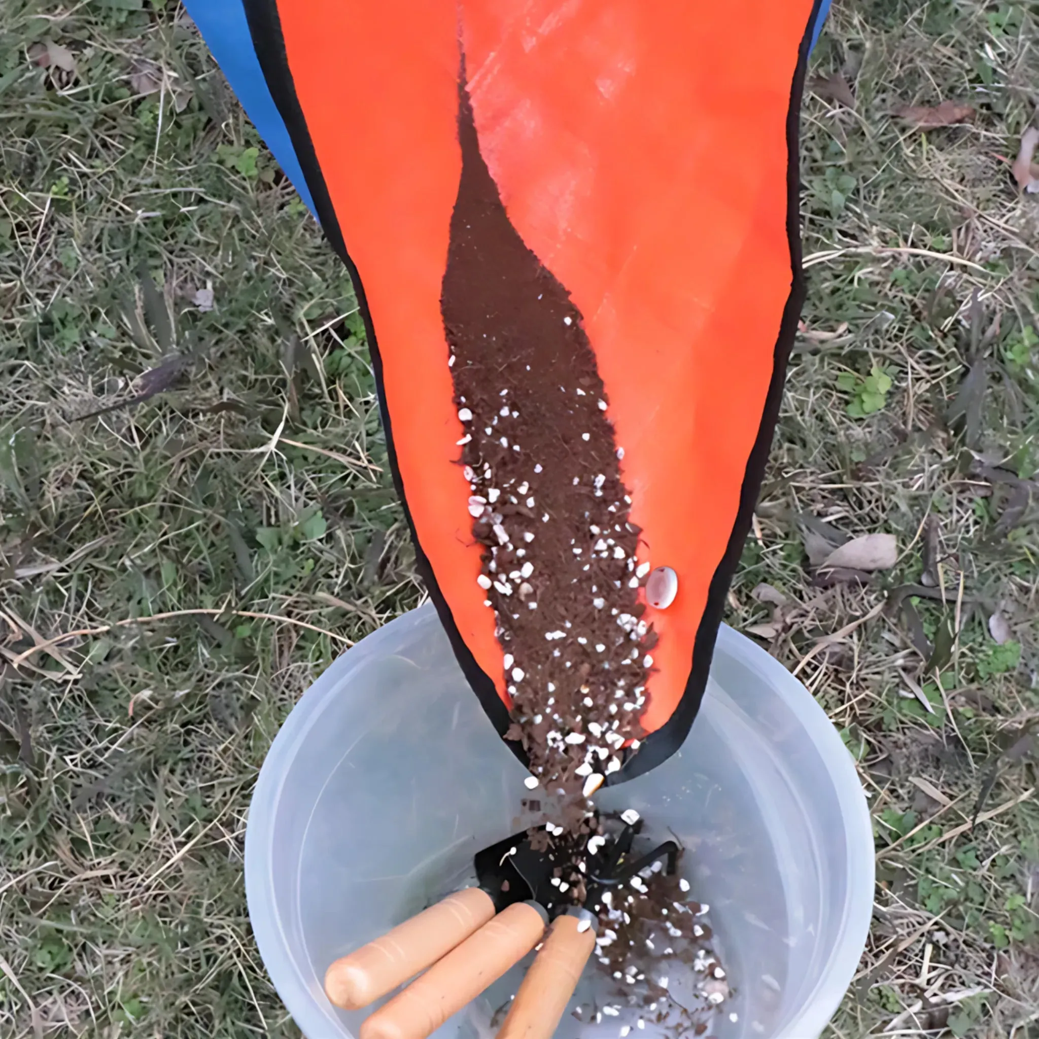 Gardening Potting Mat – Foldable & Waterproof for Easy Cleanup