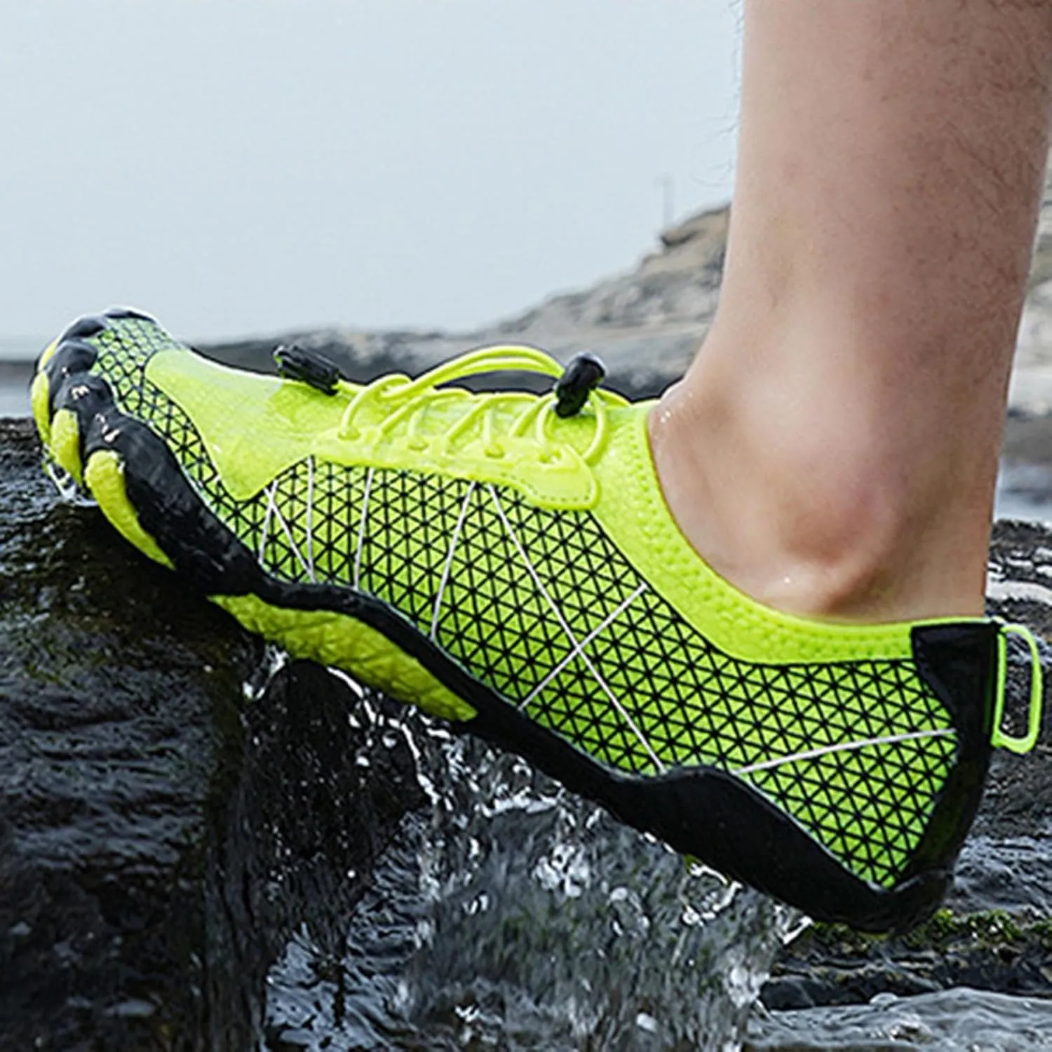 Lightweight Water Shoes for Women Men Quick Drying, Comfortable Hiking Barefoot Water Shoes with Drainage, Beach Outdoor Swim Fishing