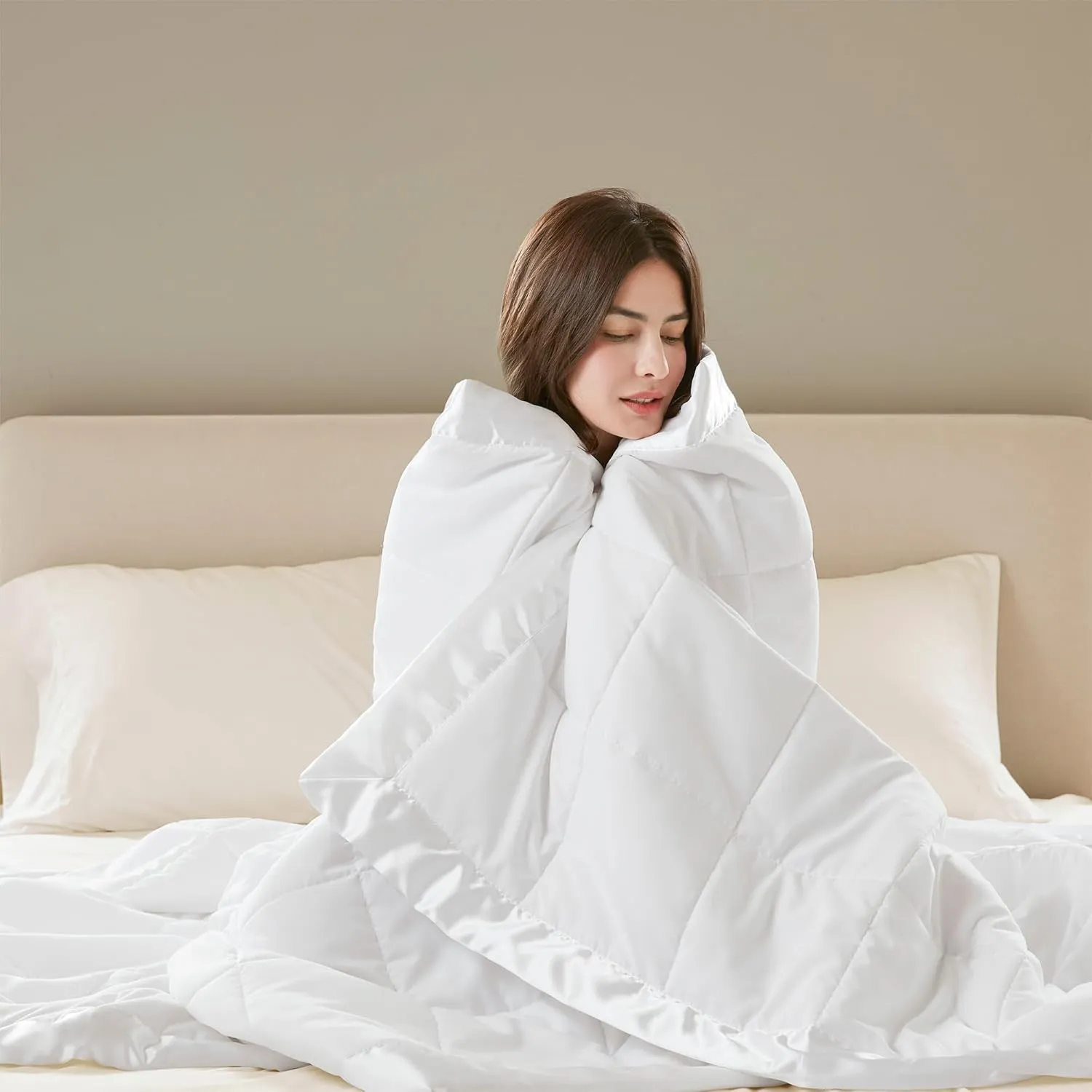 Madison Park Windom Down Alternative Blanket, Premium 3M Scotchgard Moisture Wicking Treatment, Lightweight and Soft Bed Cover For All Season, Satin Trim, White King