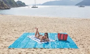 Magic Anti Sand Beach Mat