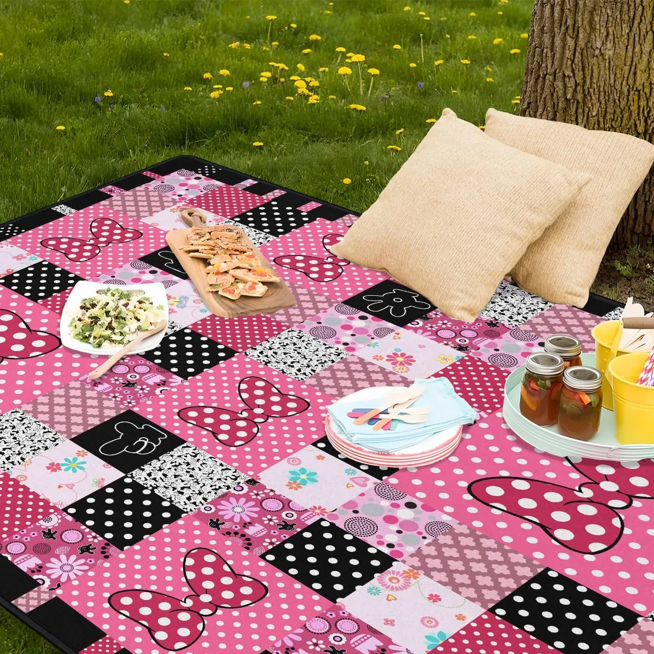 Pink Picnic Blankets Waterproof Foldable, 60″X80″ Checkered Thick Picnic Mat Outdoor Blanket for Grass, Cute Beach Blanket Sandproof Picnic Accessories for Camping Party Park Girls Gifts