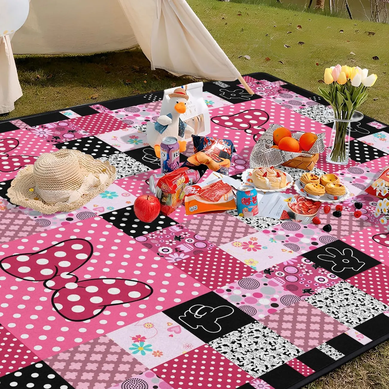 Pink Picnic Blankets Waterproof Foldable, 60″X80″ Checkered Thick Picnic Mat Outdoor Blanket for Grass, Cute Beach Blanket Sandproof Picnic Accessories for Camping Party Park Girls Gifts