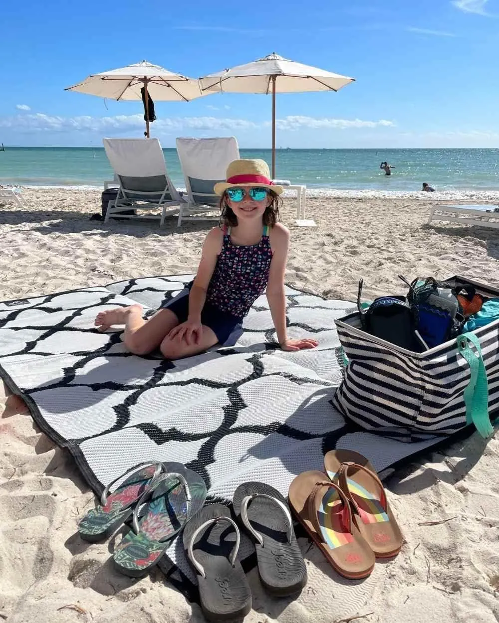 Premium Outdoor RV Patio Mat – Extra Thick 5mm Recycled Polypropylene Rug – Heavy-Duty, Waterproof, Reversible – Luxury Mat for Camping, Beach, Deck, Campsite