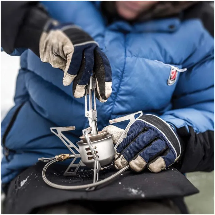 PRIMUS OMNIFUEL STOVE W FUEL BOTTLE