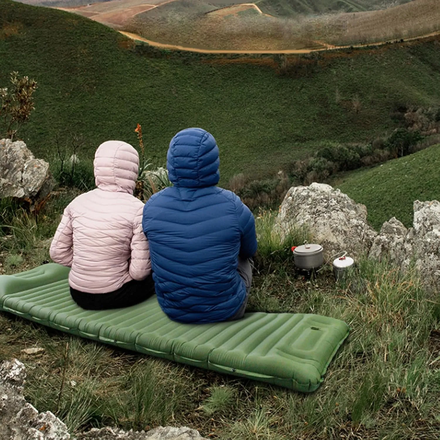 Sleeping Pad for Camping Backpacking Hiking Extra-Thickness-3.9" Inflatable & Compact-Camping Air Mattress