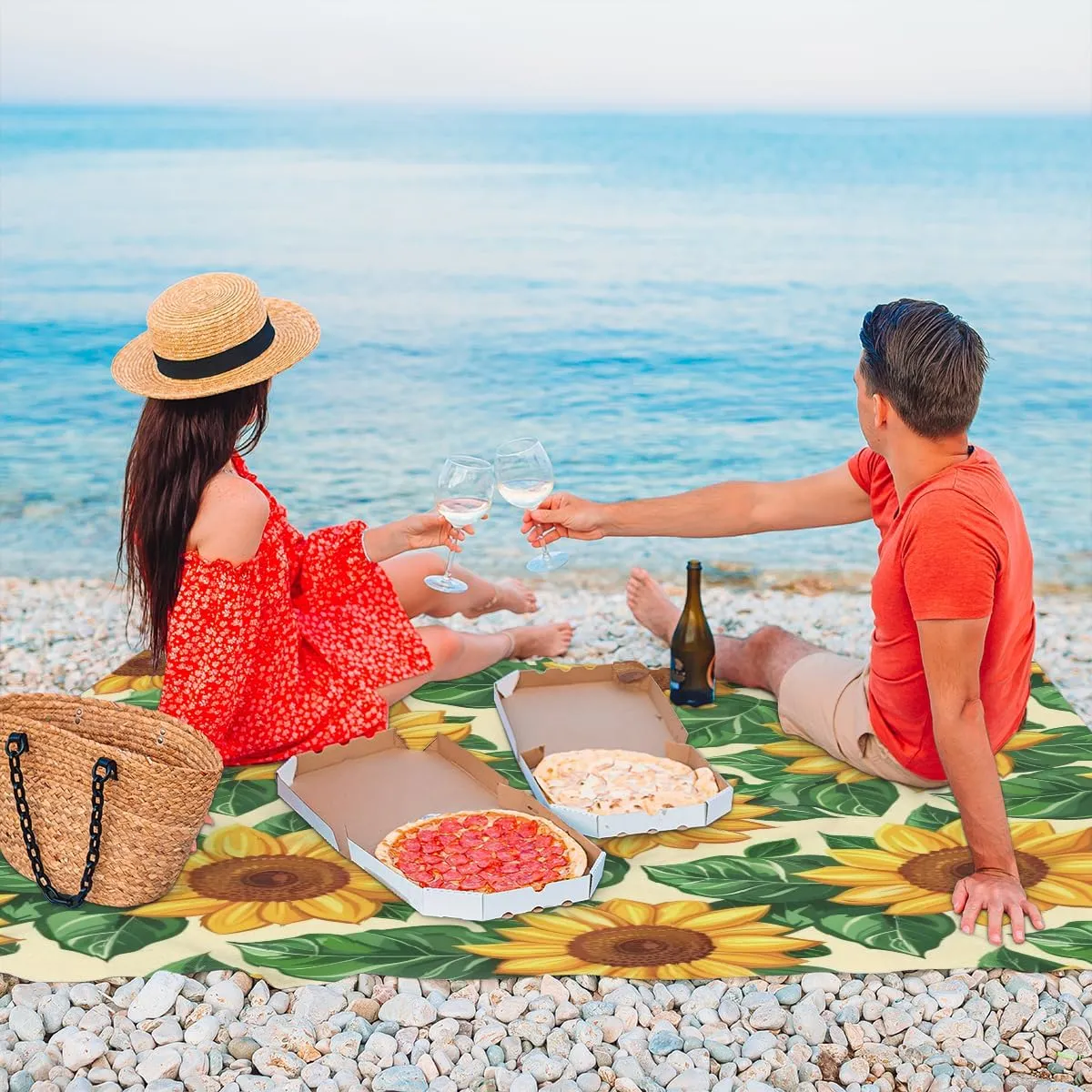 Sunflower Beach Blanket, Sandproof Beach Mat, Adults Waterproof Quick Drying Sand Free Mat with 4 x Ground Spikes for Outdoor Travel Camping Hiking, Flower