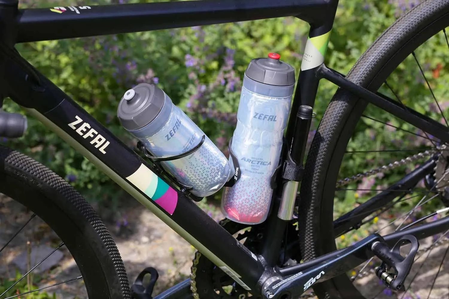 ZEFAL Pack Arctica 75 Bicycle Water Bottle, Insulated, 750 ml, Odourless, Waterproof Thermal Sports Bottle, BPA-Free, Silver/Blue, Pack of 2